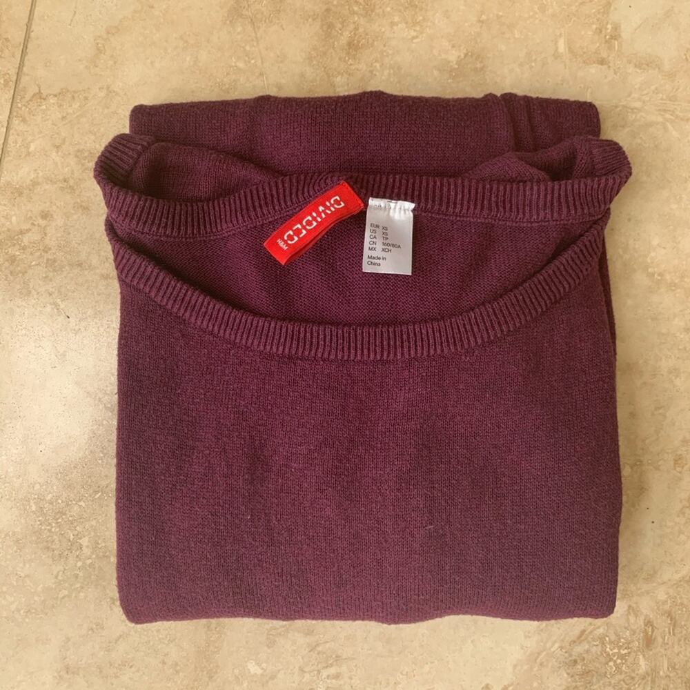 H&M knit long sleeve burgundy sweater